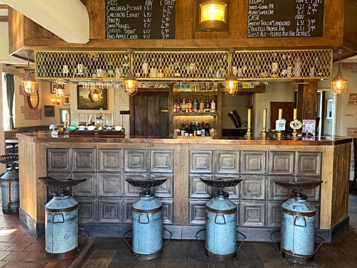 ホテル The Cow Dalbury Dalbury Lees エクステリア 写真