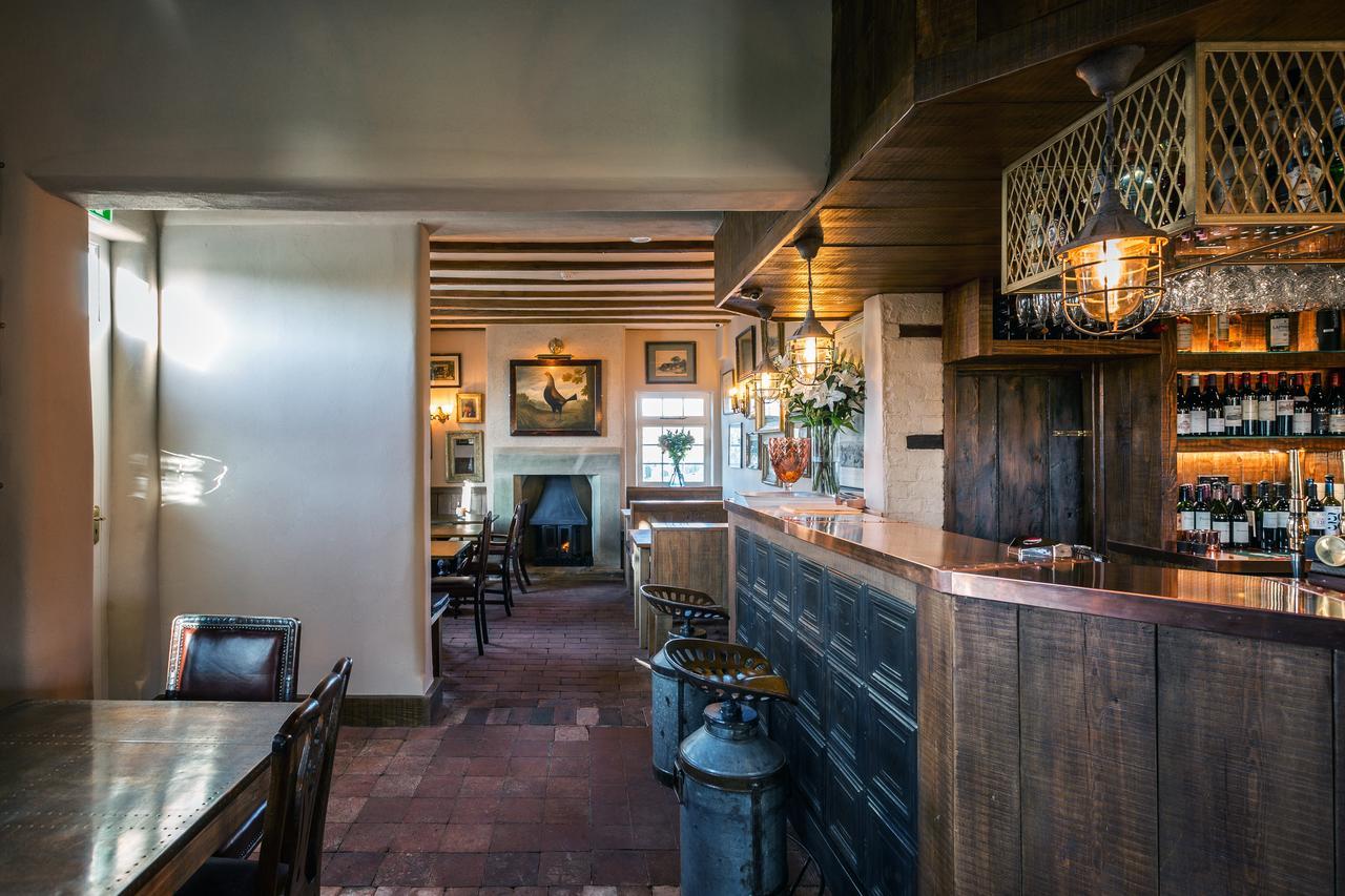 ホテル The Cow Dalbury Dalbury Lees エクステリア 写真